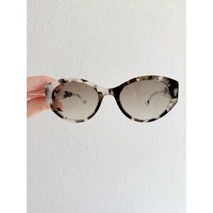 Diff Eyewear Linnea Sunglasses in Kombu / Olive Gradient Grey Tortoiseshell NIB